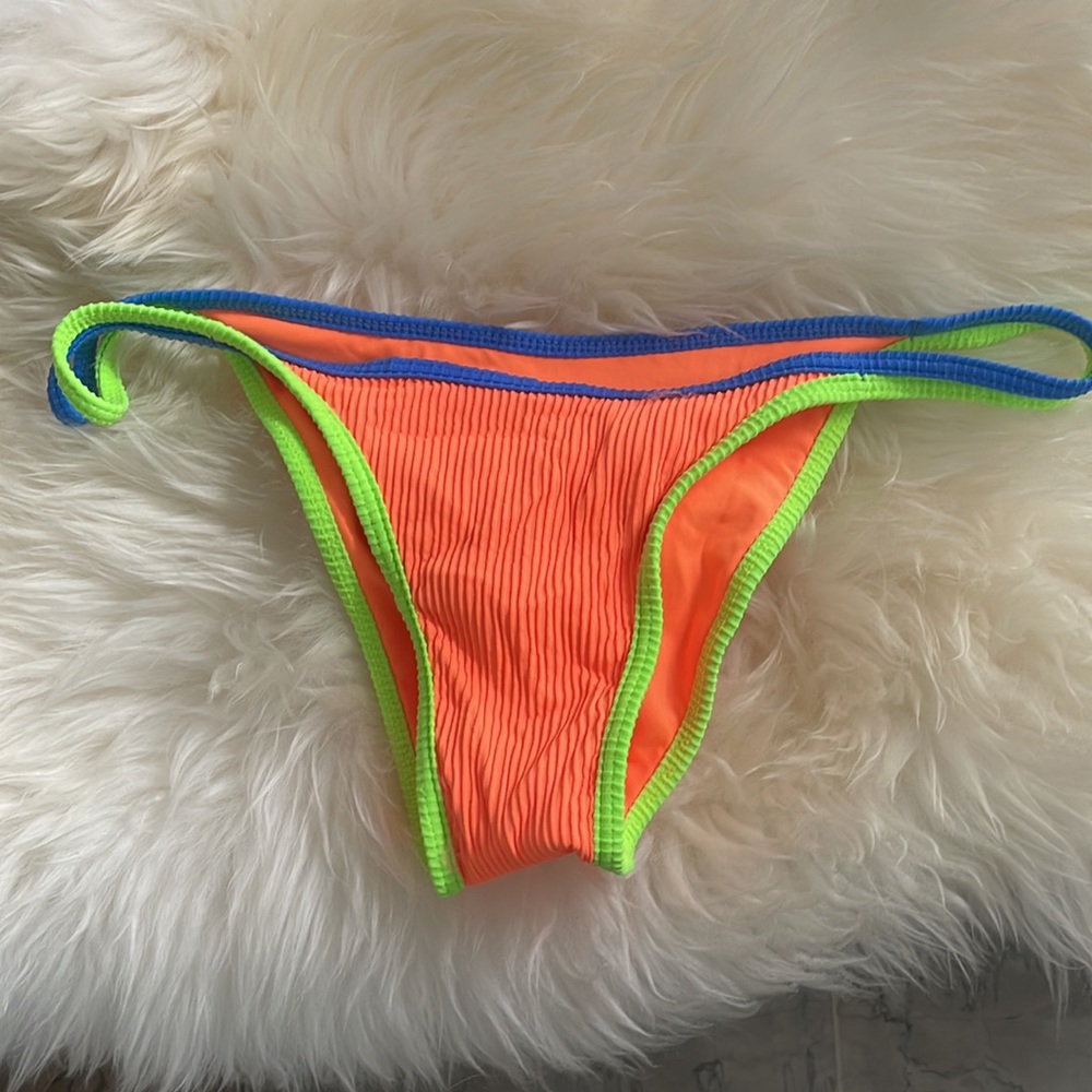 Neon Ribbed One One Bikini - Picture 4 of 7